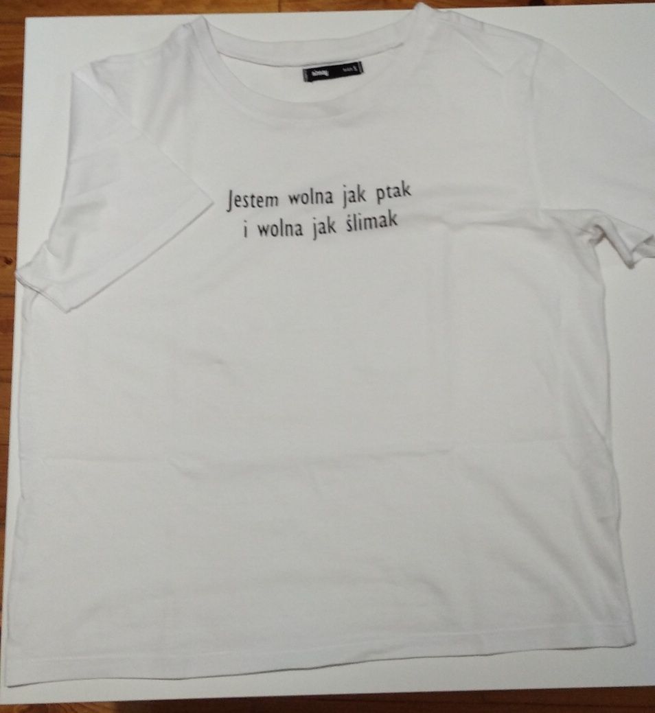 T-shirt biały z napisem