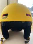 Kask narciarski uvex dla dziecka