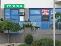 Wynajmę lokal handlowo , usługowy. Bardzo dobrze widoczny z parkingiem