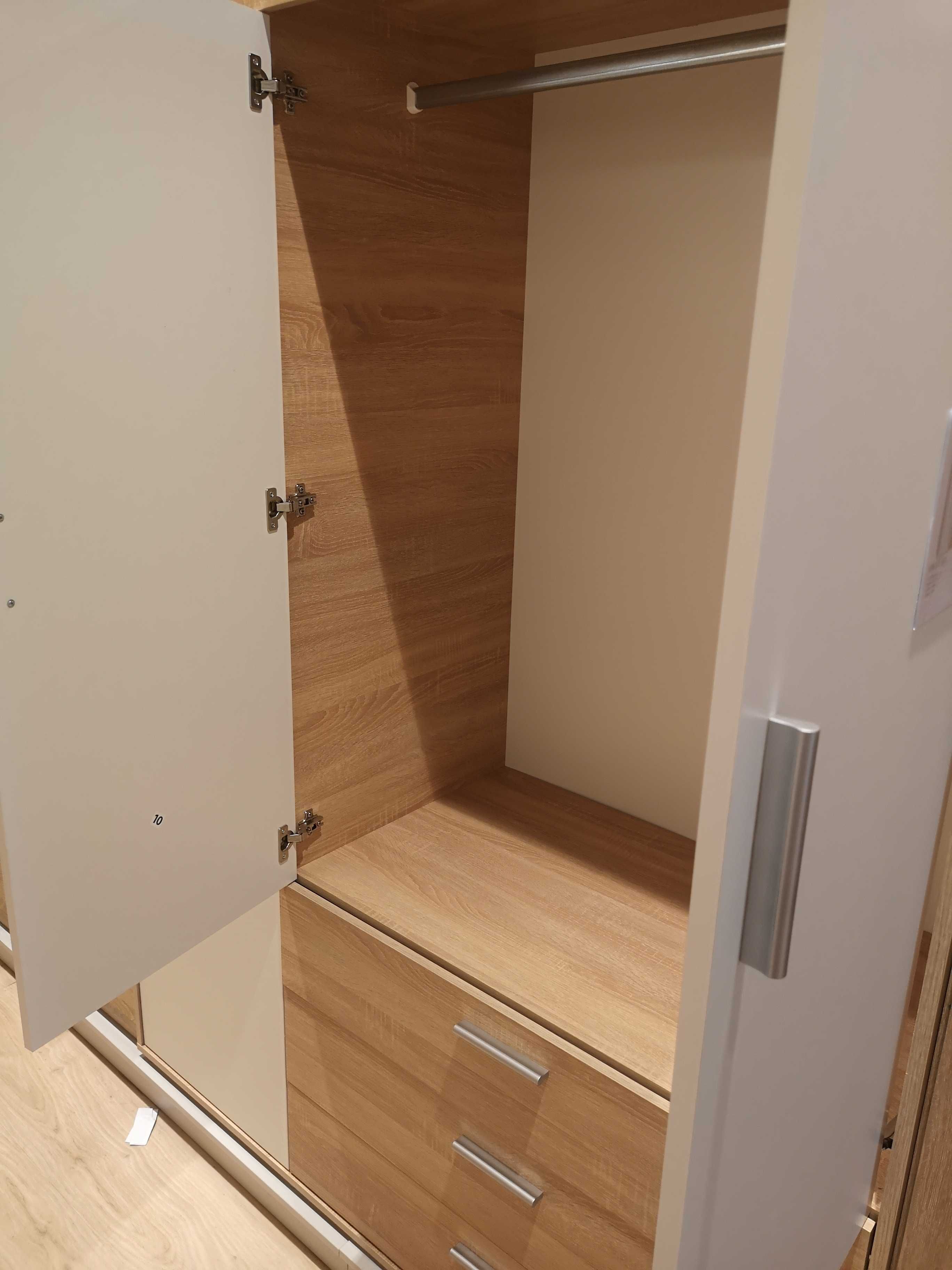 Szafa 3-drzwiowa NOWA BIRKELSE - biało dębowa z szufladami  150x192x60