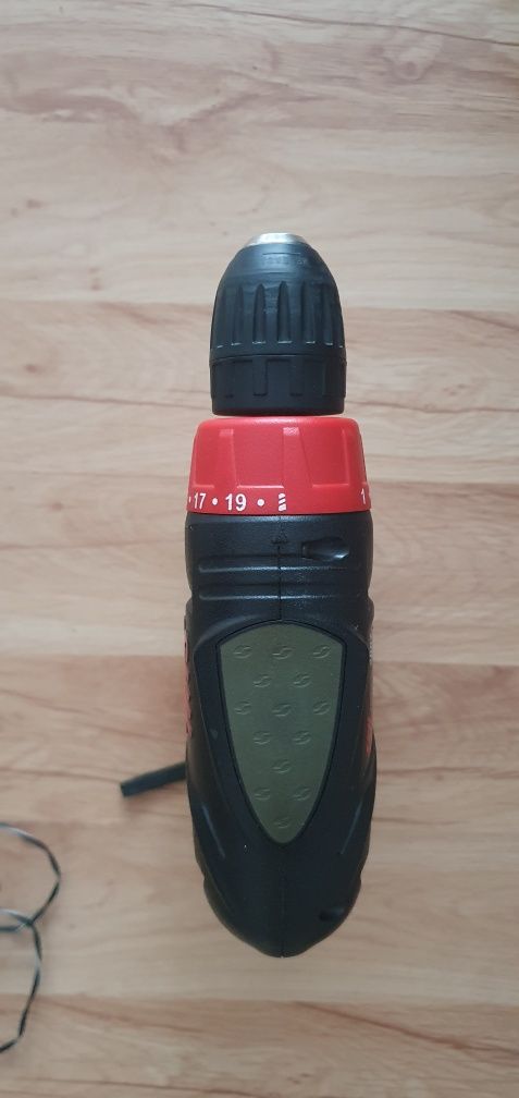 Wkrętarko-wiertarka Skil 14.4 V