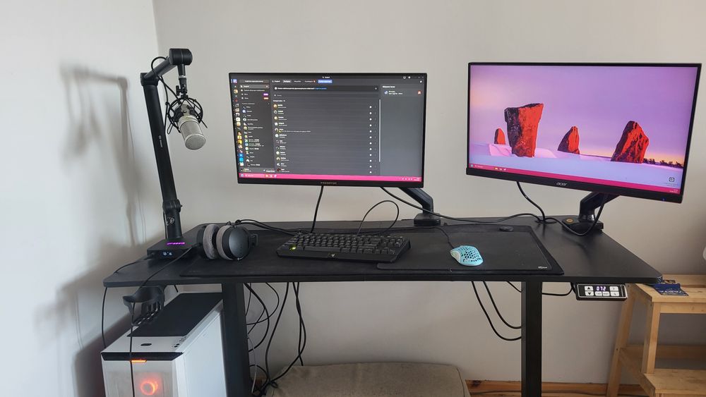 Acer predator, finalmouse,DT 700 prox & Fiio k11,ultradesk level v2
