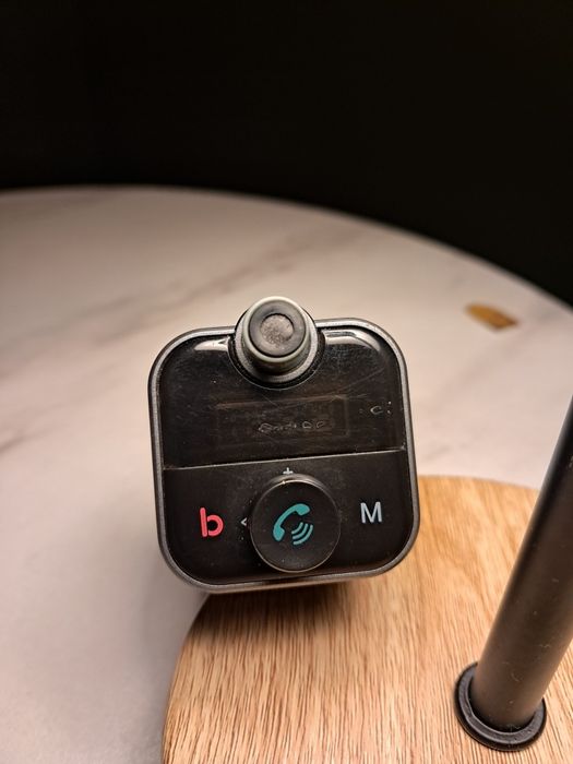 Transmiter samochodowy