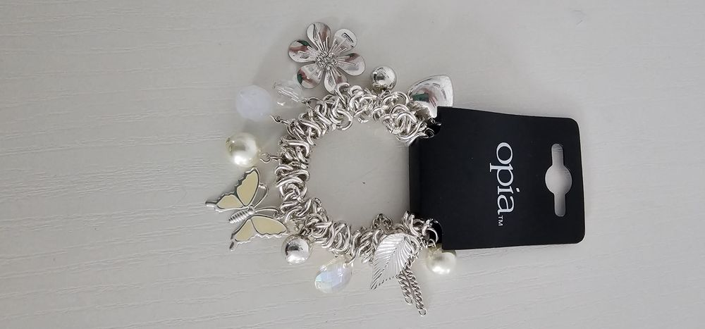 Bransoletka kolor srebrny