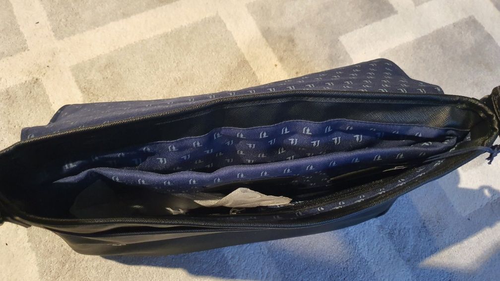 Torba na ramię, aktówka Trussardi Jeans oryg. nowa bdb