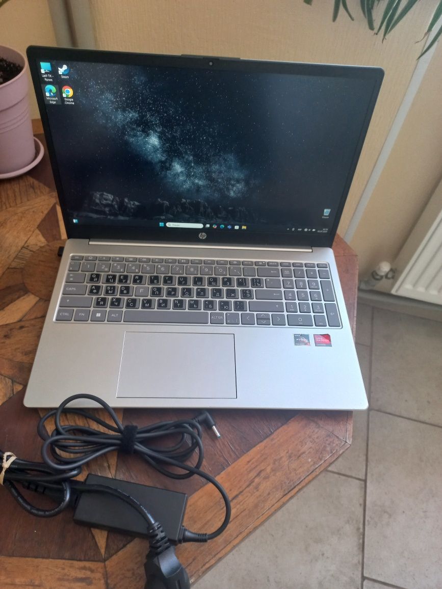 HP  laptop 15-fc0152no