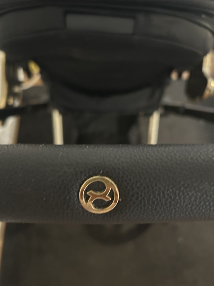 Carrinho de bebe - CYBEX - Jeremy Scott - Edição especial