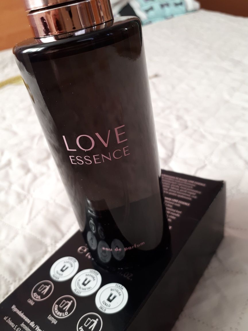Perfumy love essence 100ml