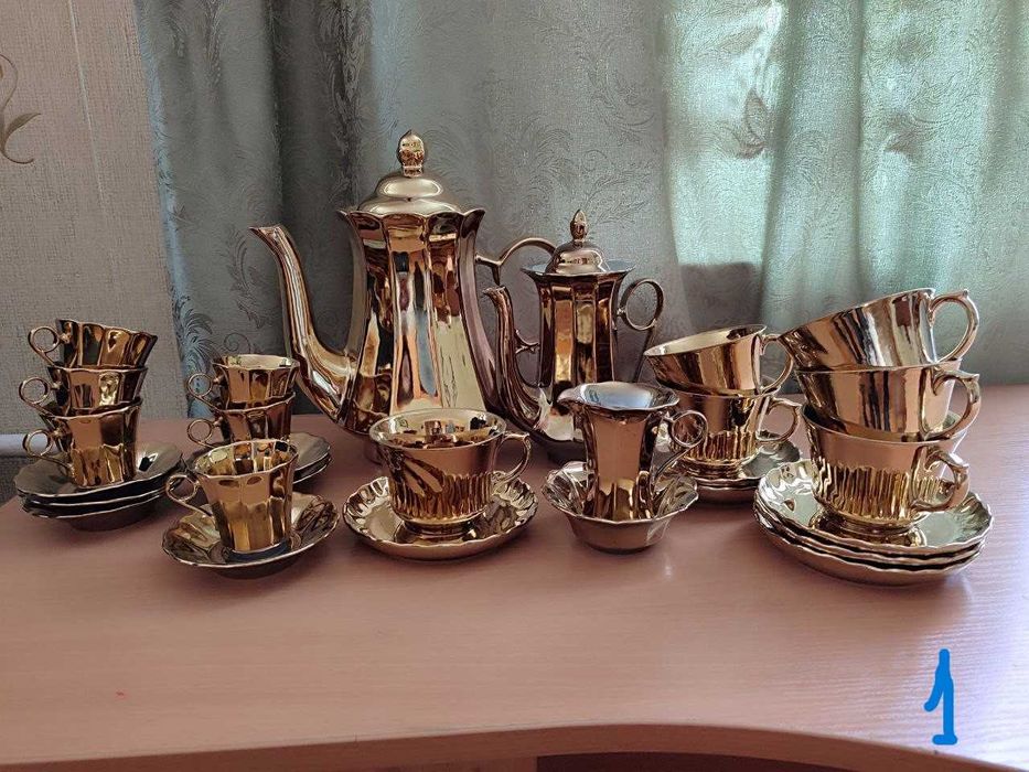 Сервізи для чаю та кави