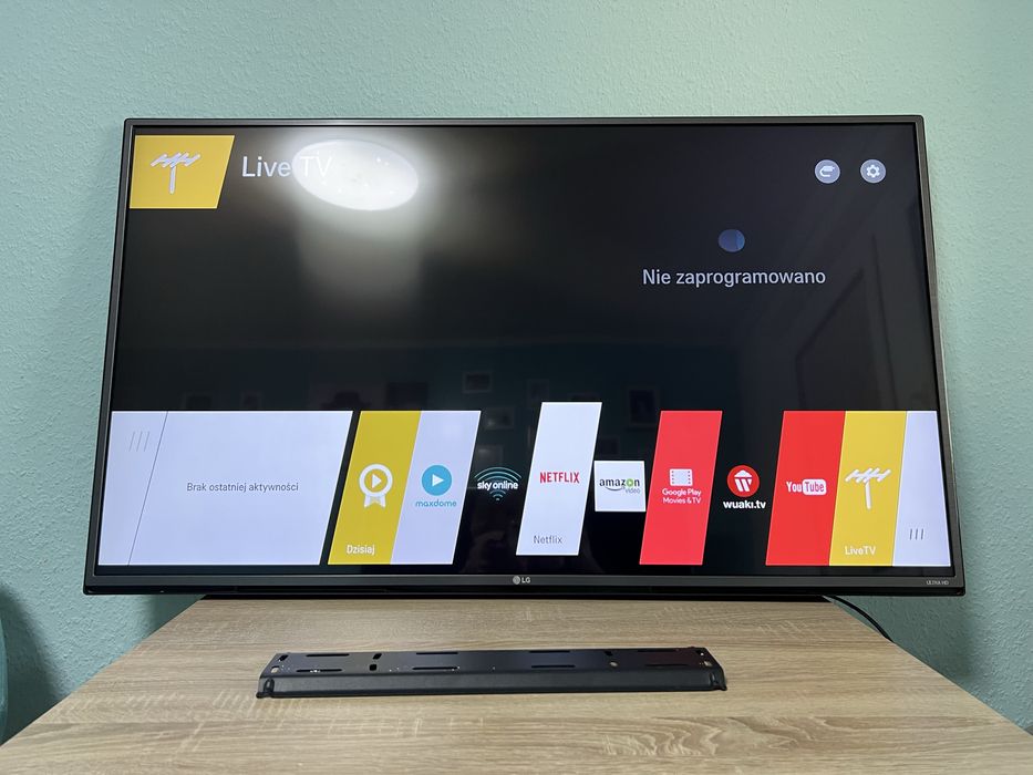 #1505 Lg 49UF6809 4K smart TV UHD Youtube netflix