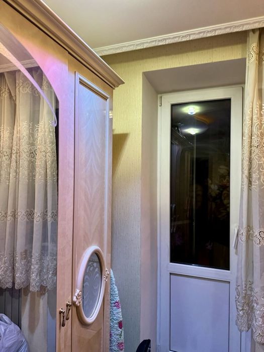 Собственик . Продам 3-х комнатную квартиру