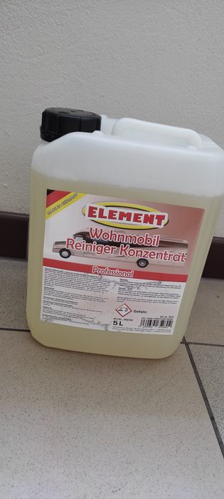 Profesjonalny, skoncentrowany środek do czyszczenia kamperów
