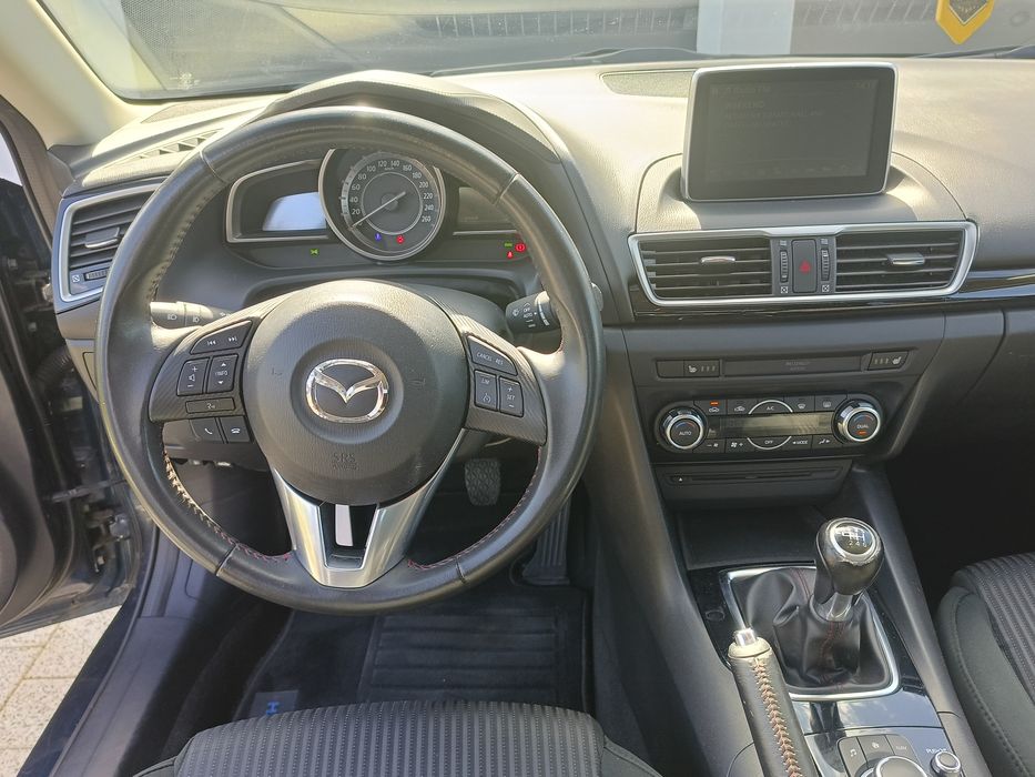 Mazda 3 2.0 benzyna śliczna
