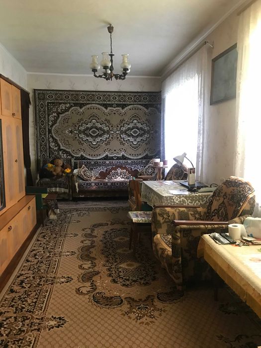 Будинок по вул. Кузні обмін на квартиру