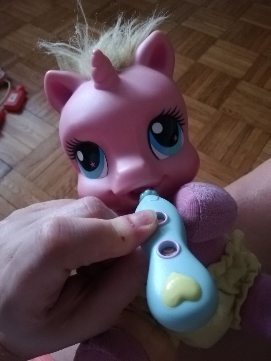 Hazbro My Little Pony chory jednorożec/kucyk Różyczka