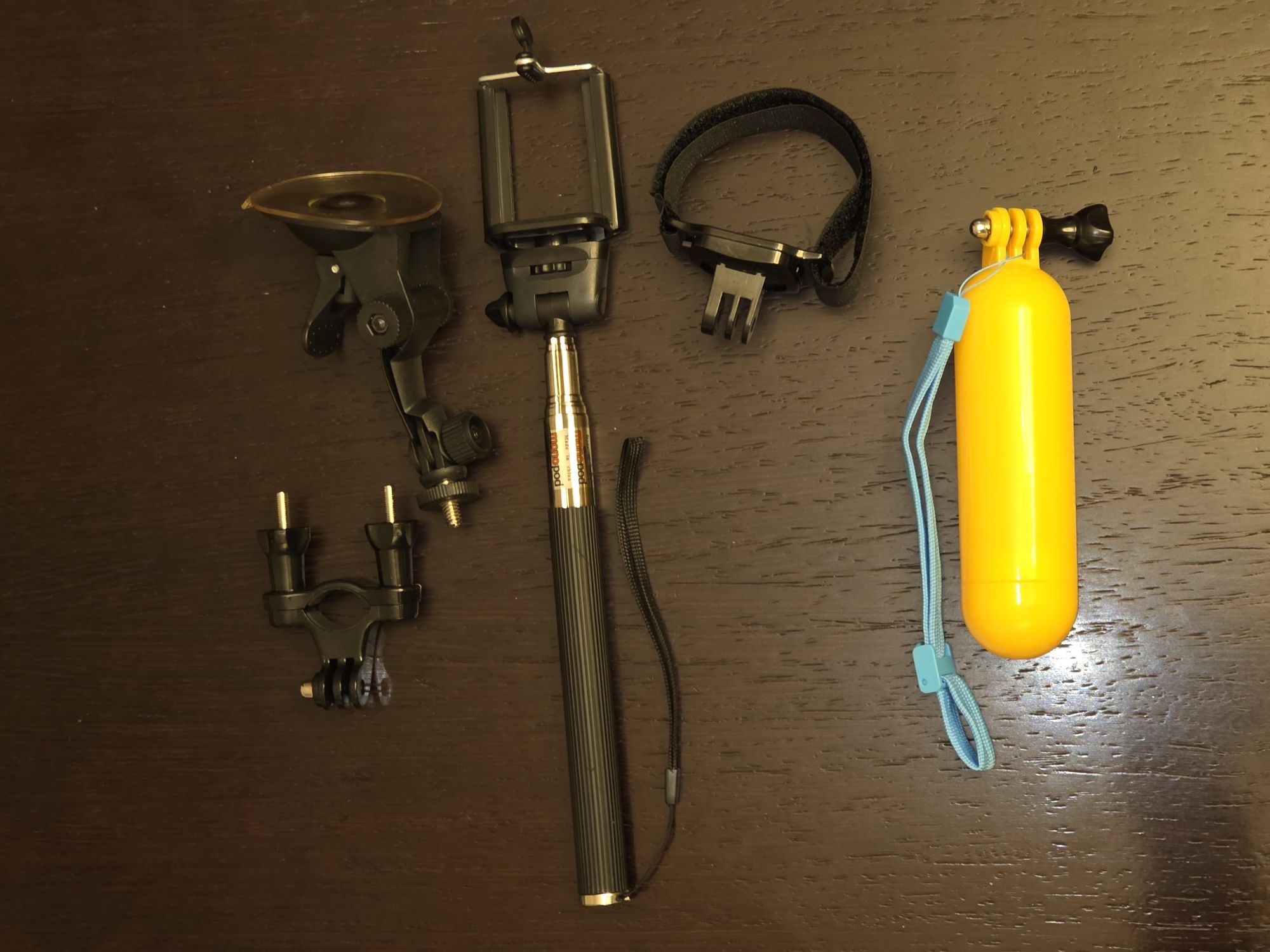 Acessórios selfie stick e gopro