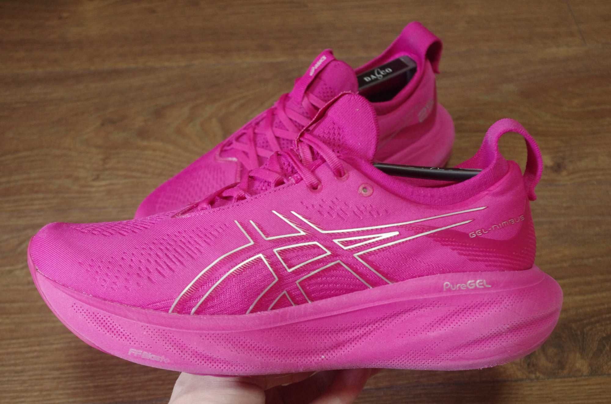 Кроссовки Asics Gel Nimbus 25 оригінал дуже гарний стан бігові легкі