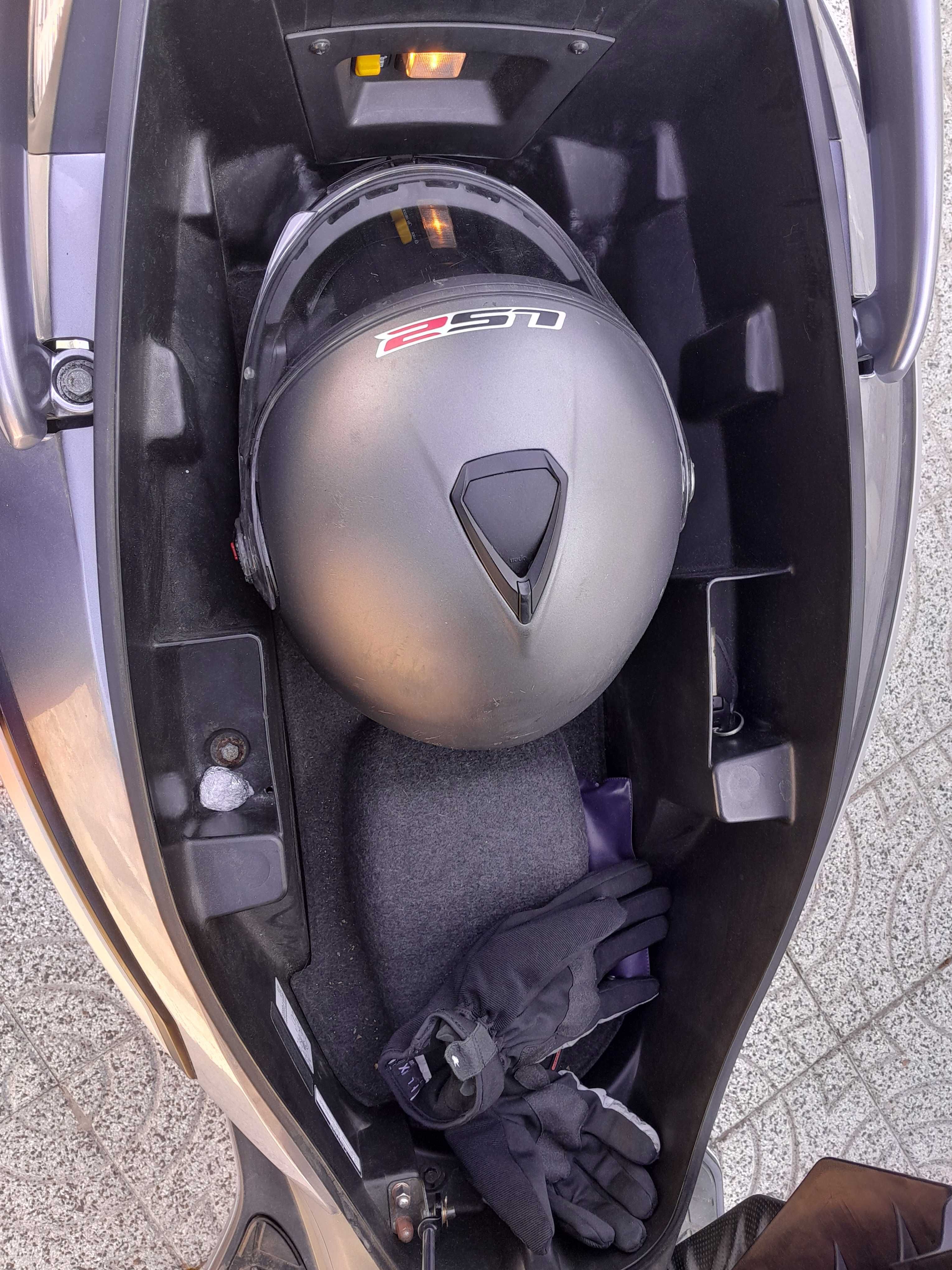 Scooter Sym GTS125 I