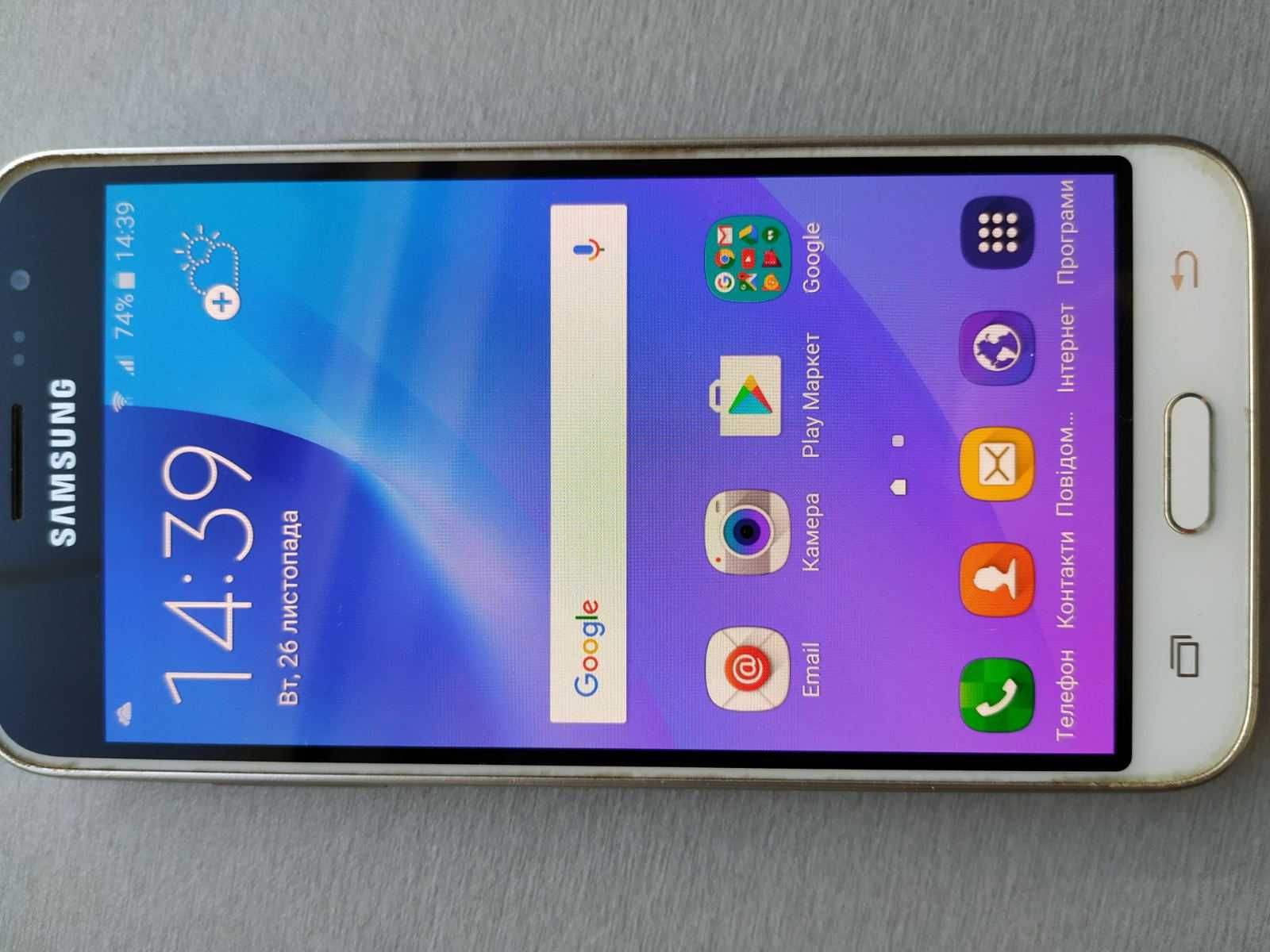 Мобільний телефон Samsung Galaxy J3 J320HZWDSEK чехол в подарунок