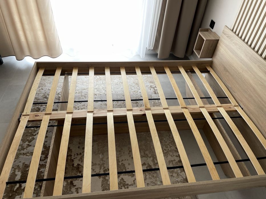 Łóżko lewitujące 140x200 Magnat Meble