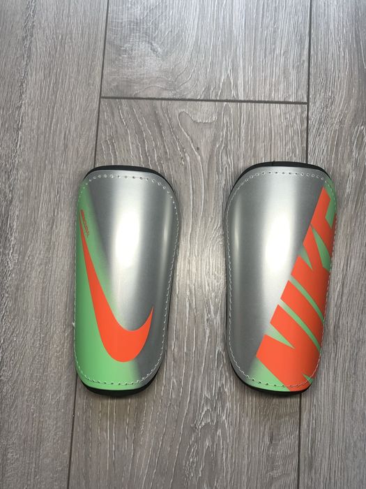 Ochraniacze na piszczele Nike