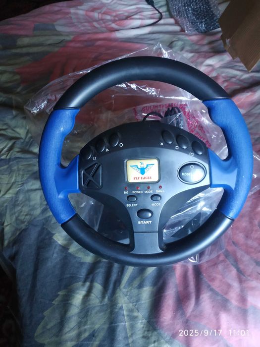 Руль игровой с педалями , КПП и ручником