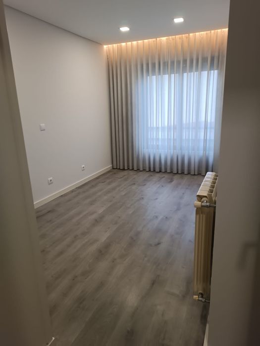 Arrendo Apartamento T2 Porto 1400€