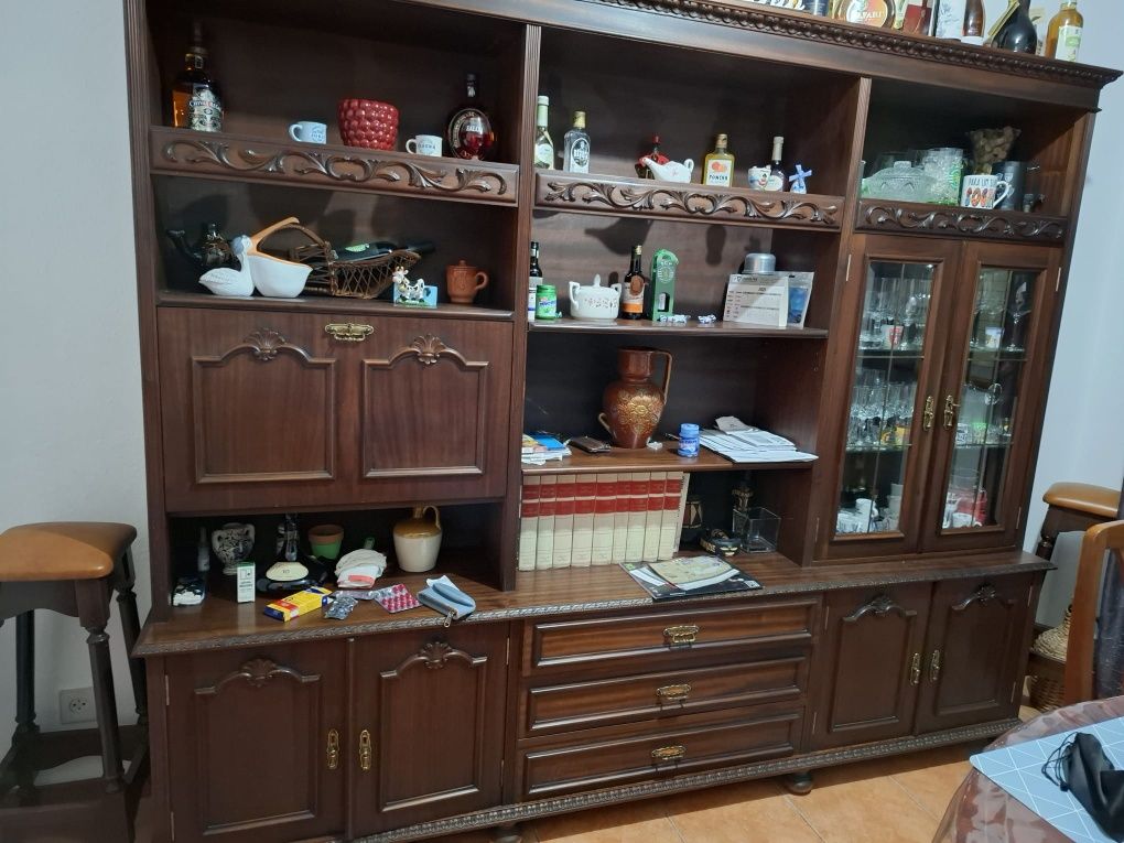 Movel de sala em bom estado