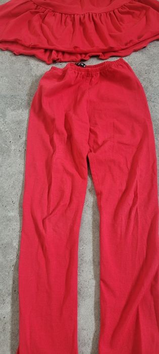 Leginsy i spódnica czerwone 122 nowe
