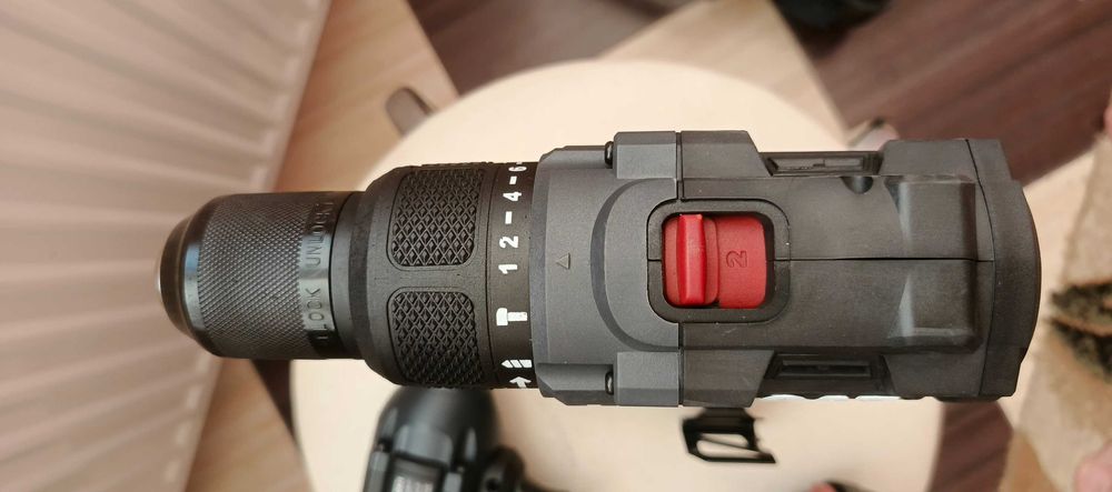 Акумуляторний інструмент CAT DX12K – дриль та шуруповерт (комбо-набір)