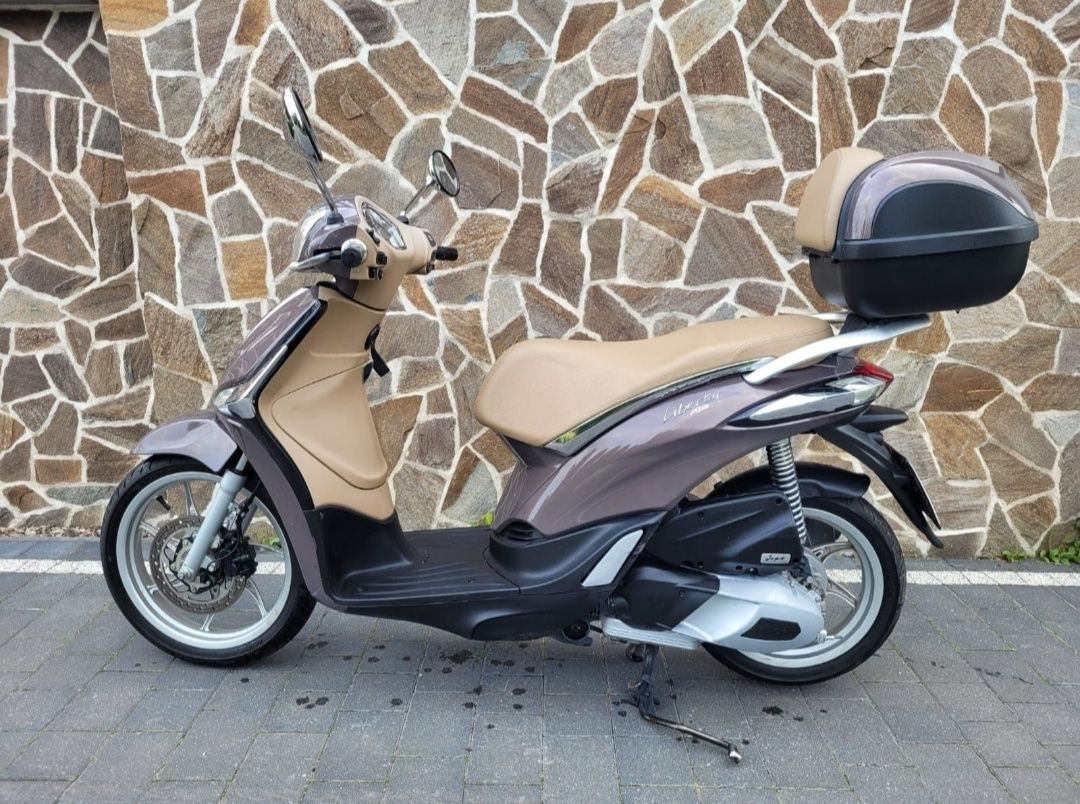 Piaggio Liberty 125 ccm 2017 rok zarejestrowany w Polsce 
ROK 2017
POJ