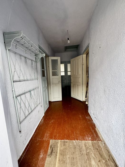 Продаж будинку Сутиски