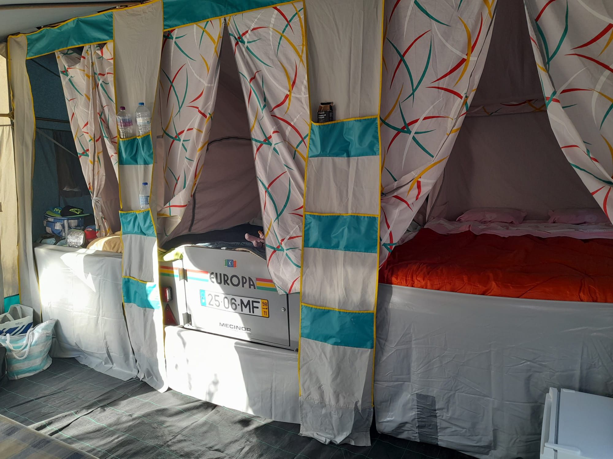 Auto tenda Europa 1.8