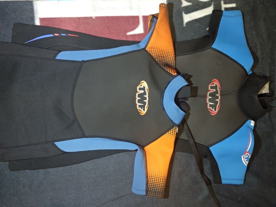 Гідрокостюм неопреновий 3 мм на 6 та 7-8 років