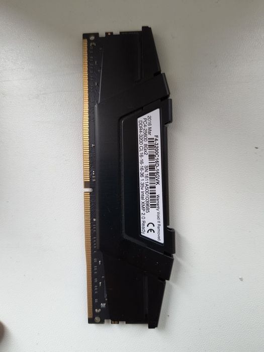 DDR4 RAM G.SKILL 16GB 3200MHz Ripjaws V (F4-3200C16D-16GVKB)