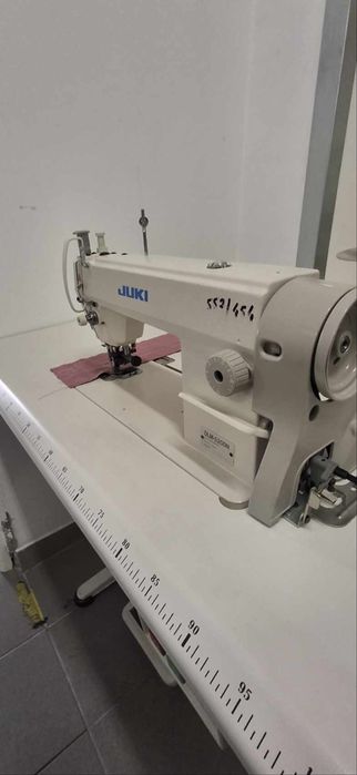 Stębnówka z odkrawaczem Juki DLM 5200