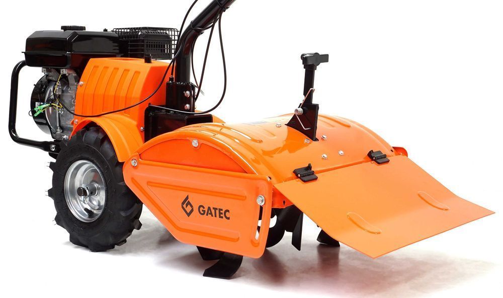 Glebogryzarka spalinowa z napędem na koła / GATEC GT 156 XGS R210