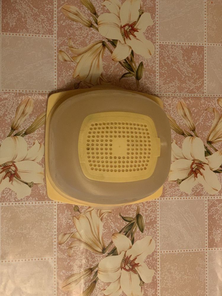 Умная сырница Tupperware