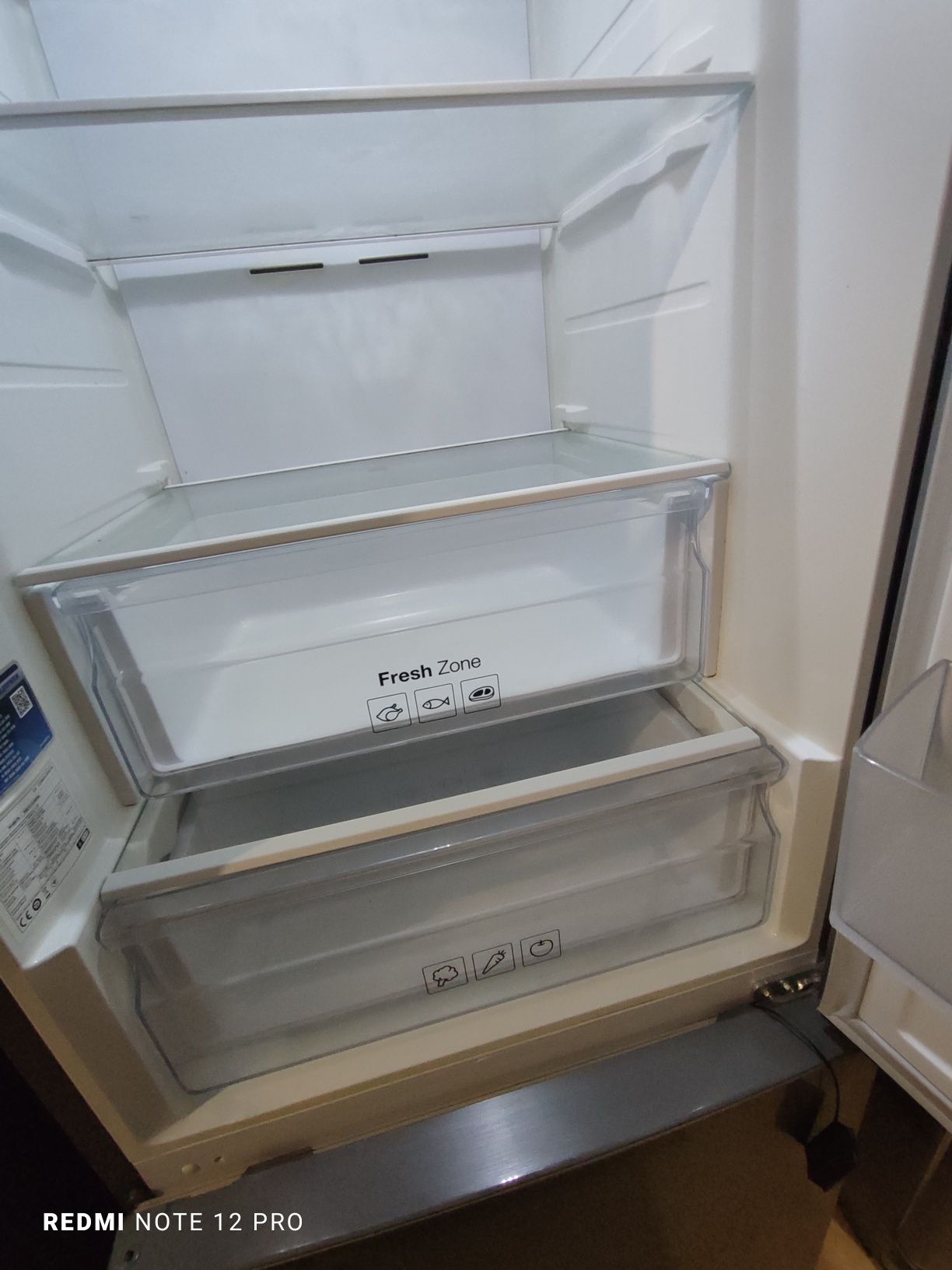 холодильник Samsung No Frost 200 см в гарному робочому стані