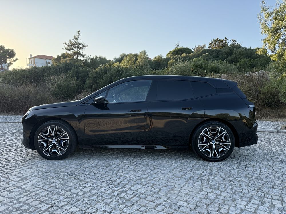 BMW iX xDrive40 Pack M