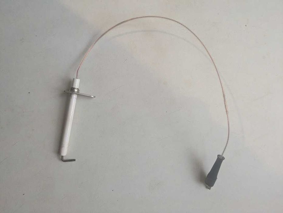 Электрод для газового котла, б/у, в рабочем состоянии