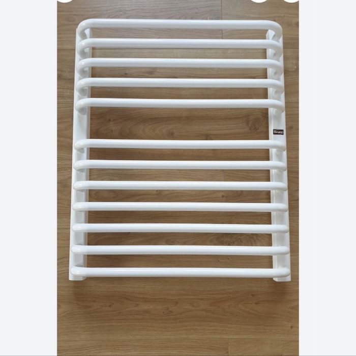 Grzejnik łazienkowy Gorgiel + grzałka 600 W