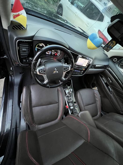 Mitsubishi Outlander Phev