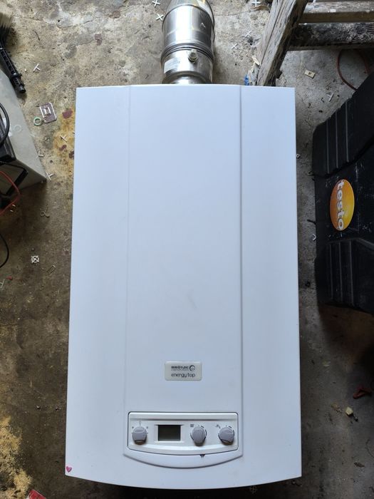 Kocioł gazowy Turbo Brotje 2F z adapterem 2x kolano 90°