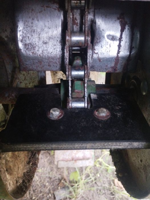 John Deere 1055 комбайн