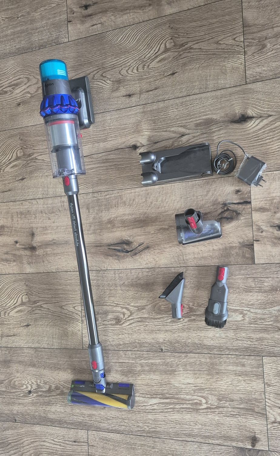 Odkurzacz bezprzewodowy Dyson v15 Absolute Detect
