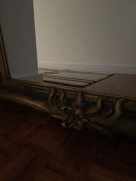 Espelho de grandes dimensões