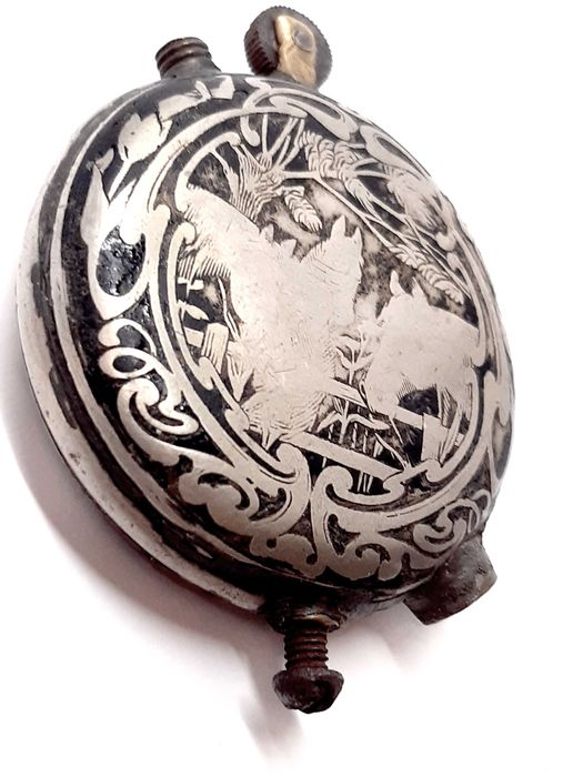 Редкая старинная зажигалка, не рабочая