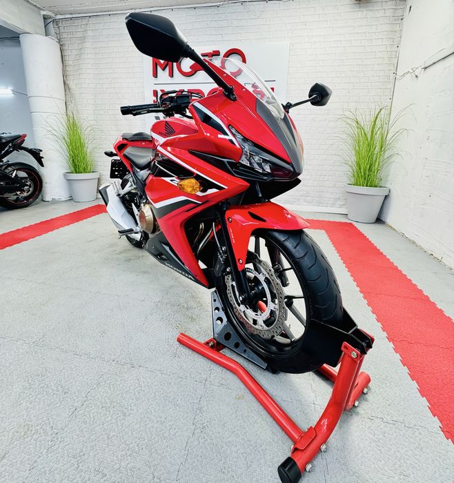 мотоцикл Honda CBR400R ABS 2018р в оригіналі