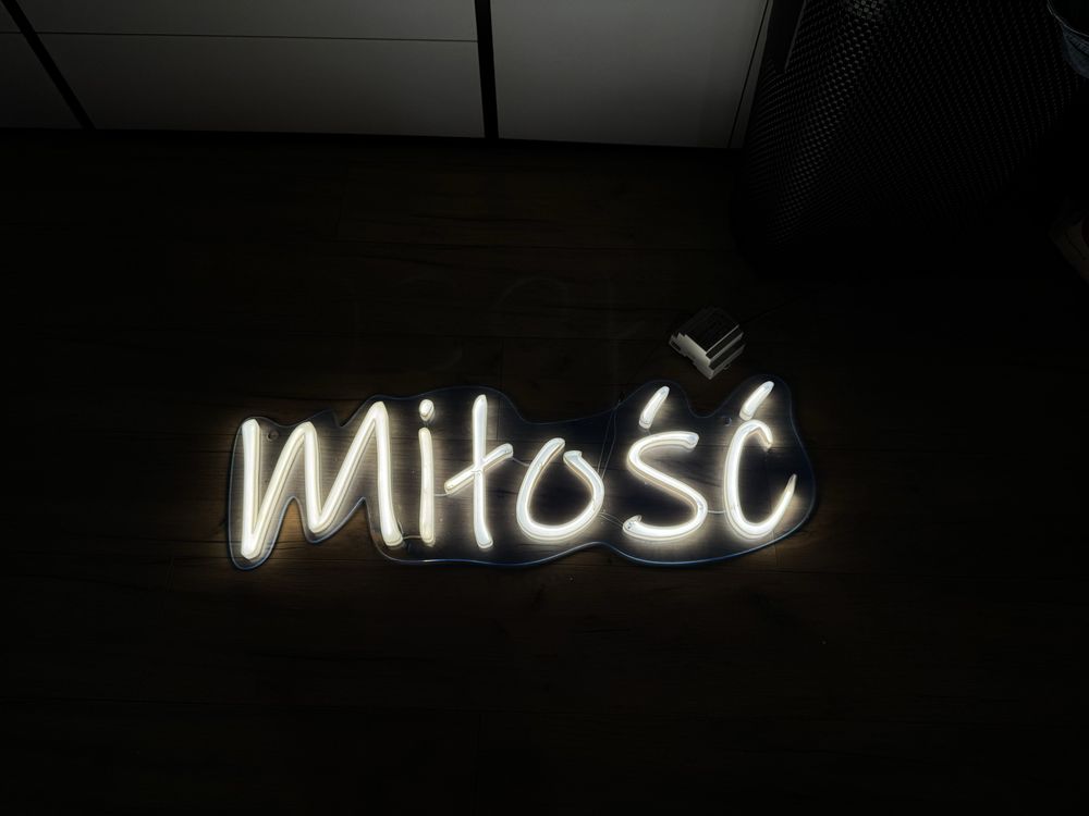 Cyfra 18 Urodziny, Osiemnastka, Led, neon Wykonanie Projekt